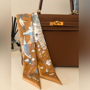 Authentic Hermes Sur Mon Nuage twilly Brand New